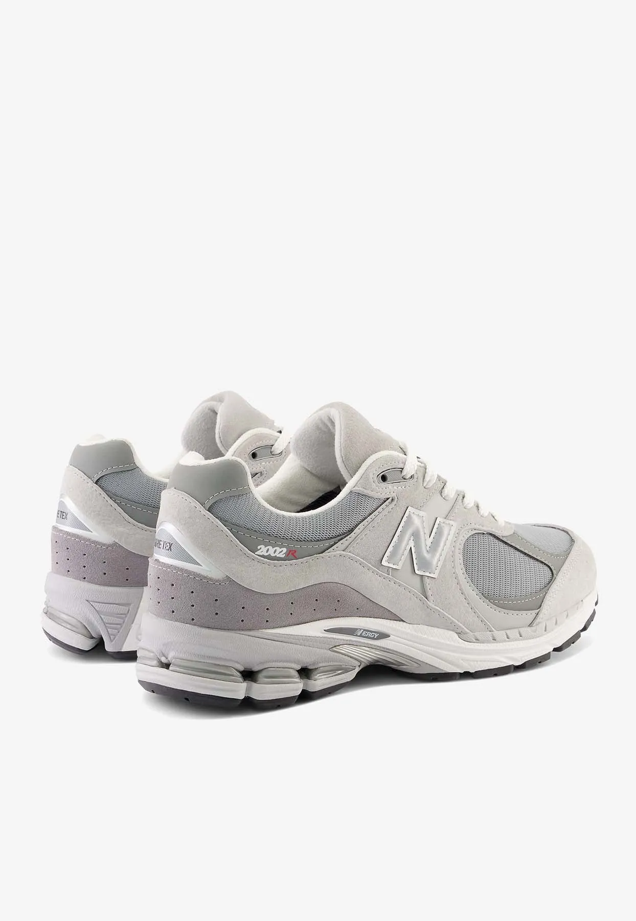 2002R Low-Top Sneakers in Concrete/Harbor Gray