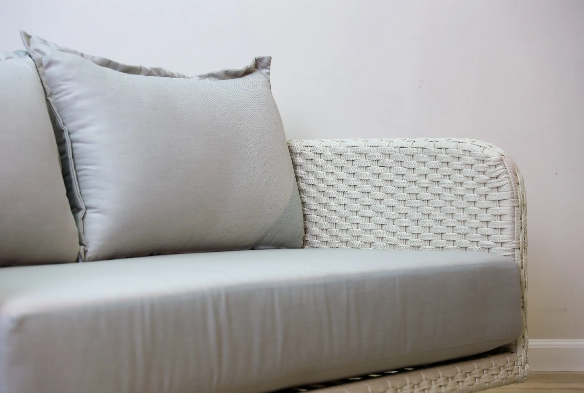 Cape Town Outdoor Loveseat