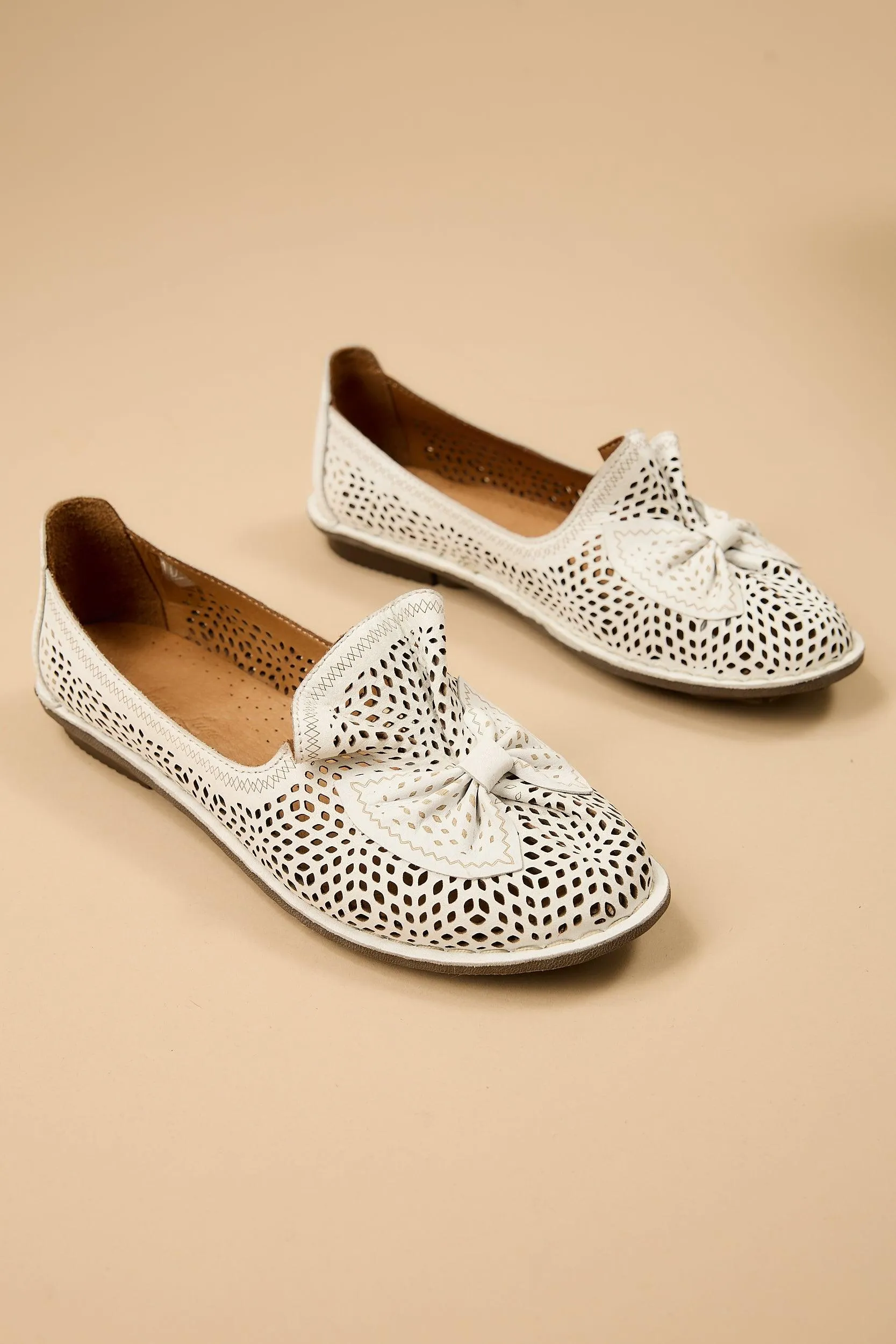 Kalf Leather White