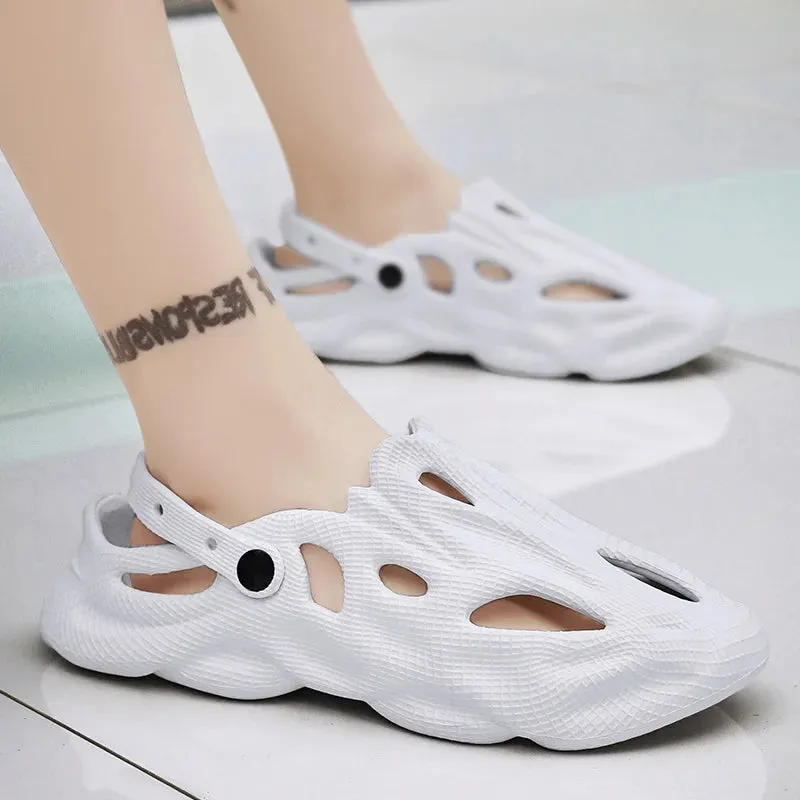 Lightweight EVA Beach Clogs – Men's and Women's Summer Sandals, Fashionable Garden Shoes