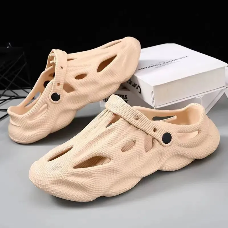 Lightweight EVA Beach Clogs – Men's and Women's Summer Sandals, Fashionable Garden Shoes