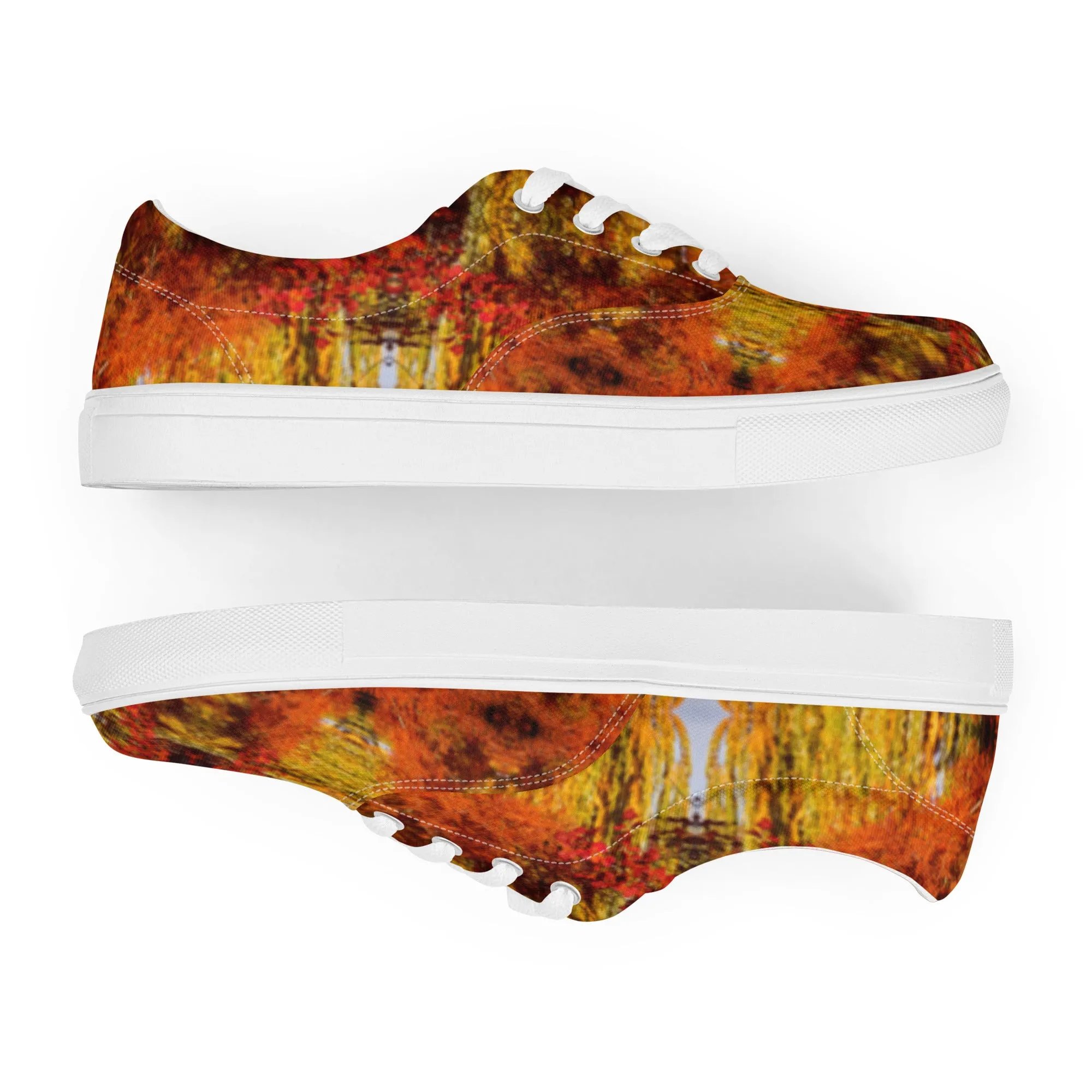 Women’s lace-up canvas shoes in the colors of nature