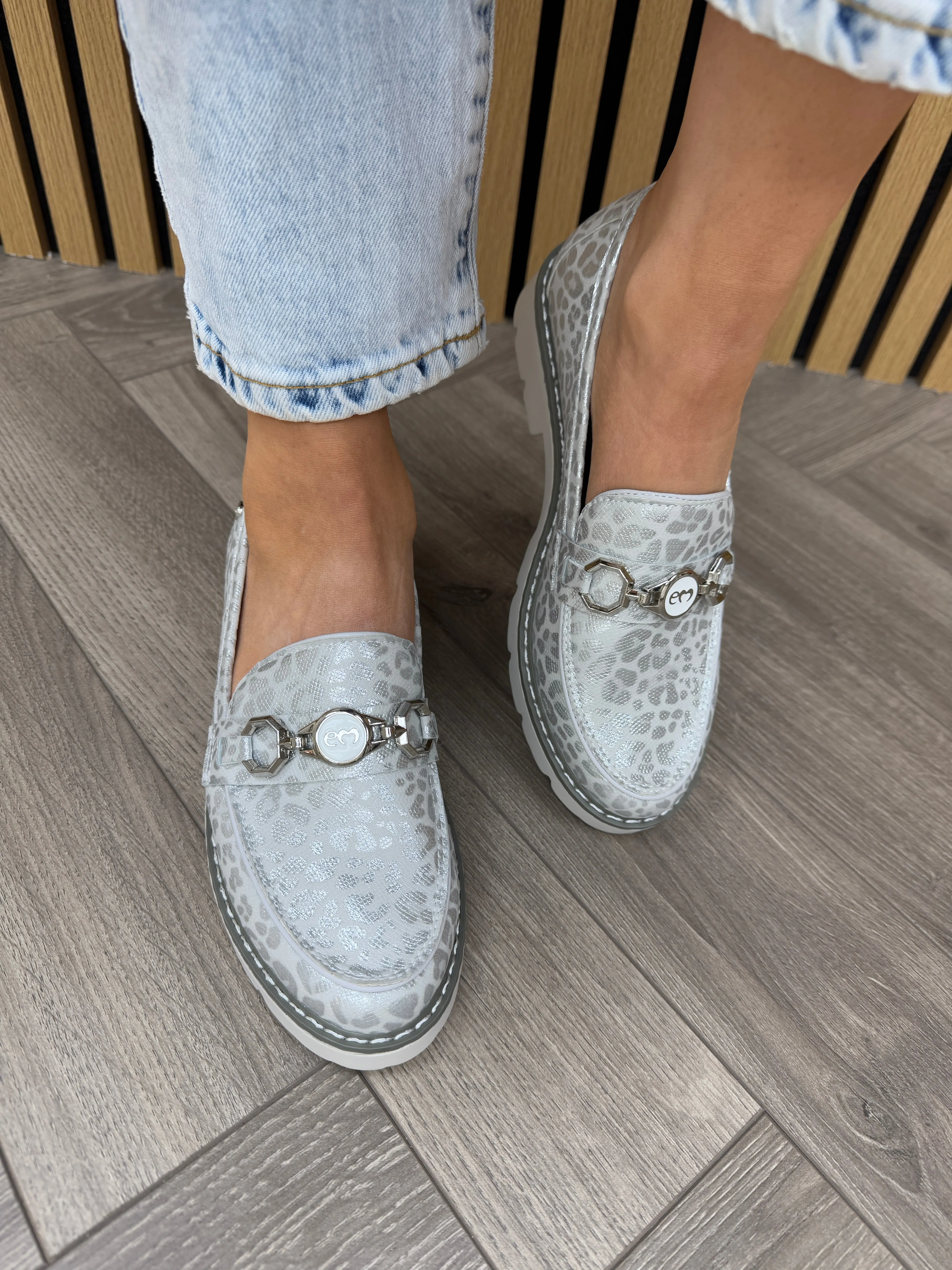 Zanni & Co (SS25) ‘Saphin One’ Loafer with Metallic Leopard Print - Silvery Cheetah (Z22)